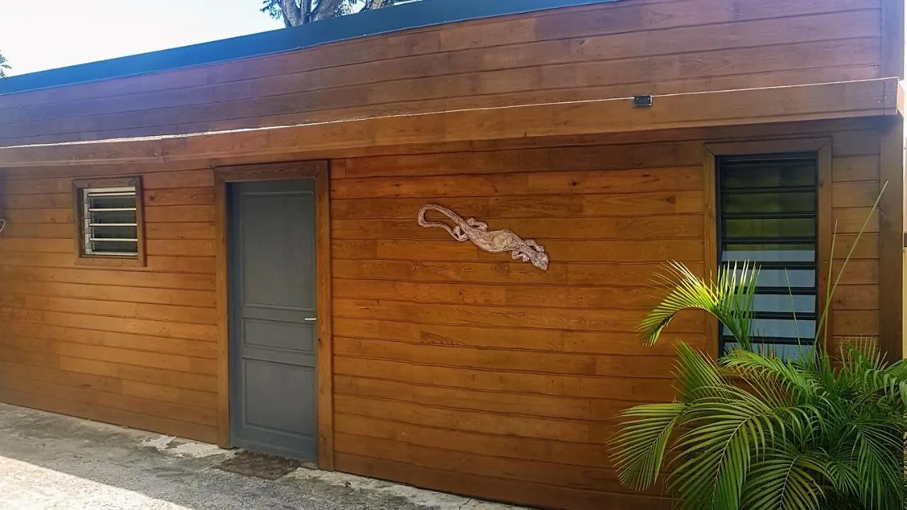 Pensee Creole Sainte-Rose Lodge